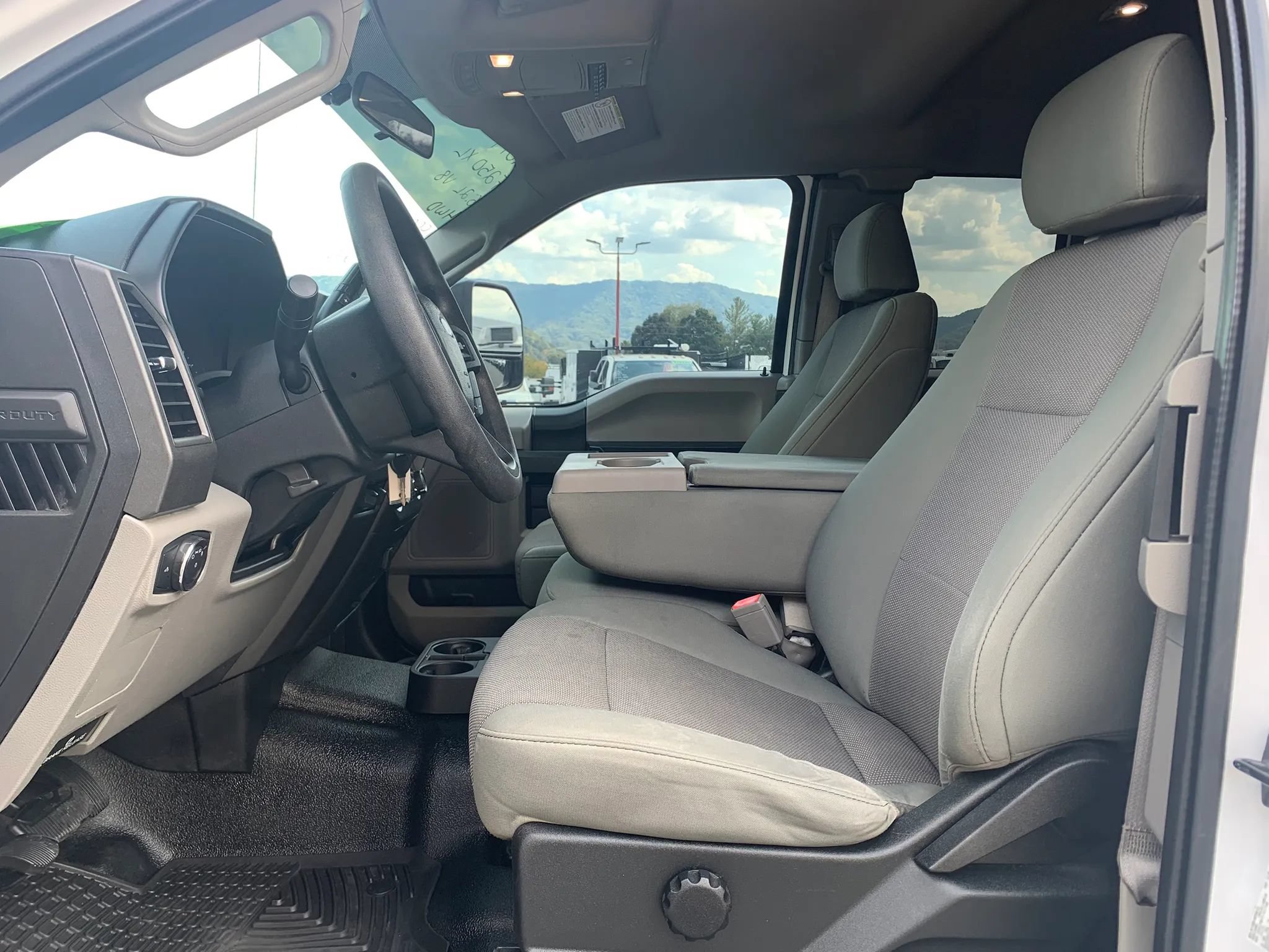 Used 2019 Ford F250 XL w/ XL Value Package AWD/4WD image 10