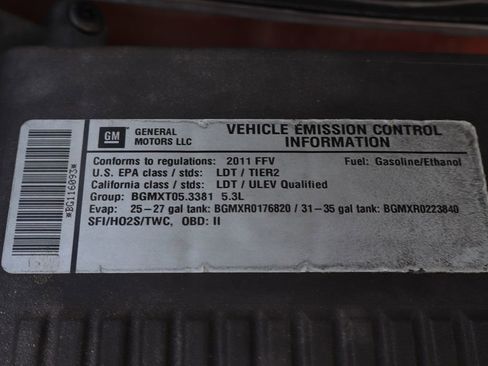 Used 2011 Chevrolet Avalanche LT RWD image 17
