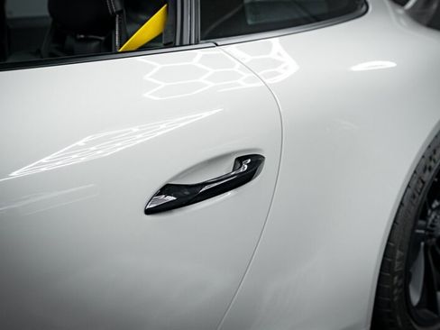 Used 2018 Porsche 911 GT3 image 16