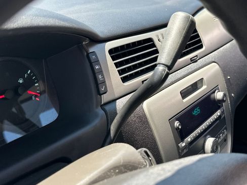 Used 2011 Chevrolet Impala Police image 18