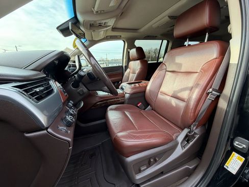 Used 2016 Chevrolet Suburban LTZ image 22
