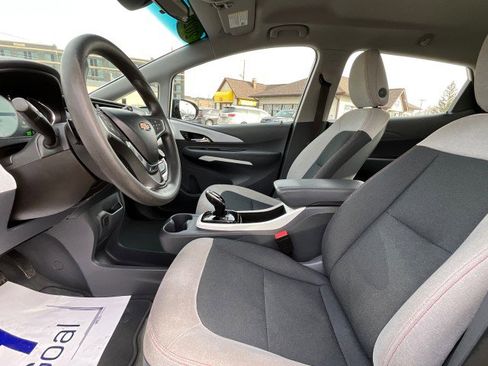 Used 2020 Chevrolet Bolt LT image 23