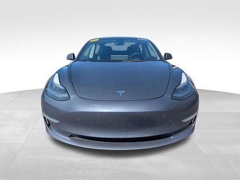 Used 2022 Tesla Model 3 Long Range AWD/4WD image 2
