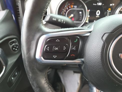 Used 2018 Jeep Wrangler Unlimited Sahara w/ Dual Top Group AWD/4WD image 55