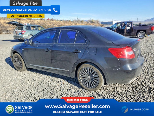 Used 2012 Suzuki Kizashi SE FWD image 3