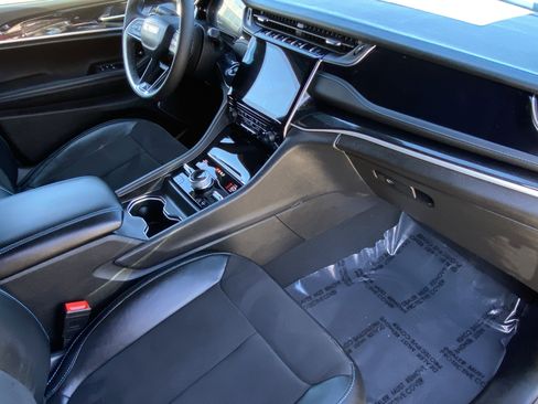 Used 2023 Jeep Grand Cherokee Trailhawk w/ Advanced Protech Group II image 9