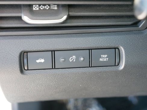 Used 2023 Nissan Altima 2.5 SV image 16