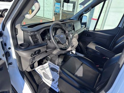 Used 2024 Ford Transit 150 Medium Roof image 12