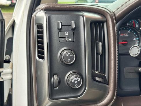 Used 2016 Chevrolet Silverado 2500 LTZ w/ Duramax Plus Package AWD/4WD image 29
