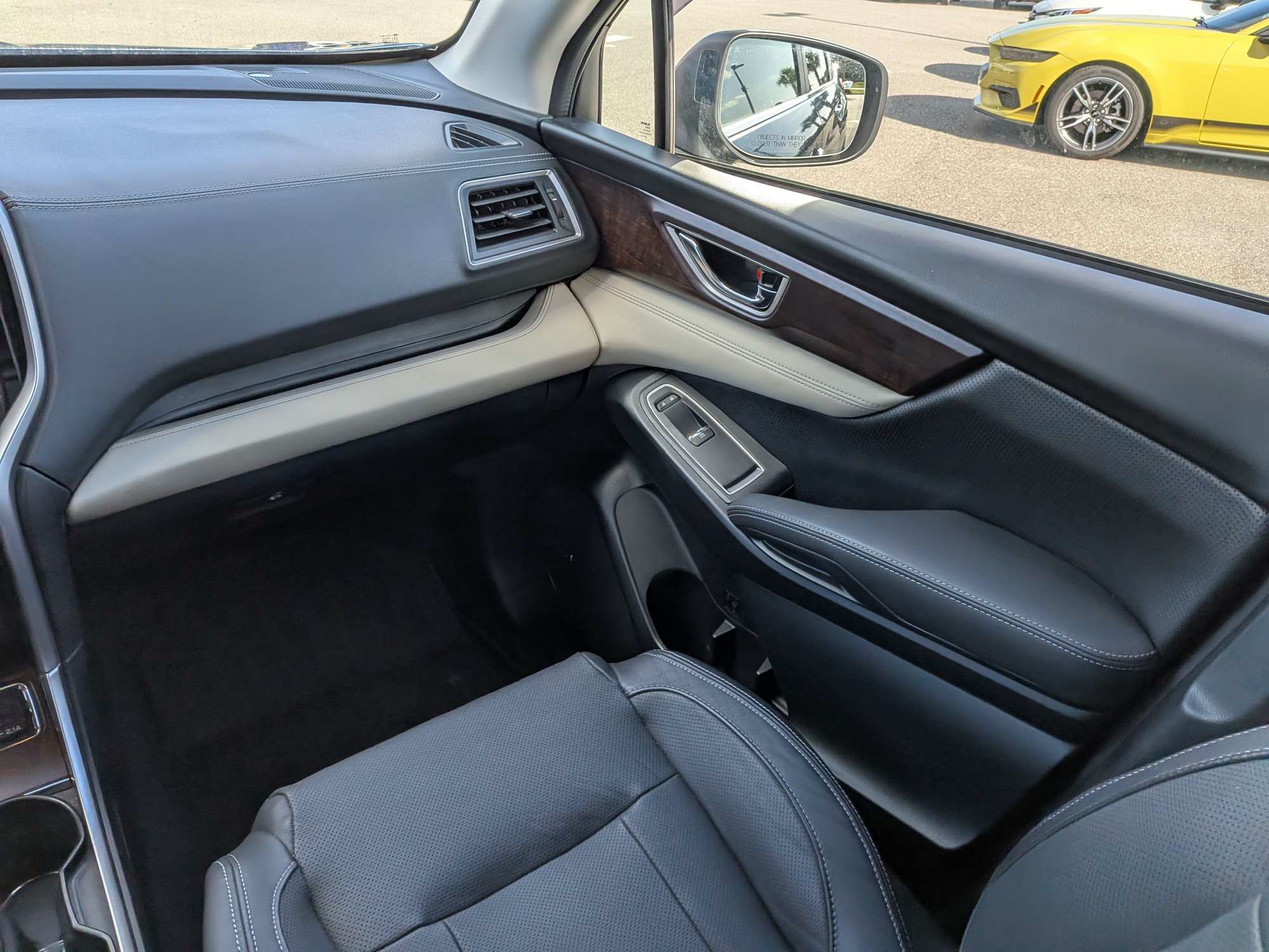 Used 2022 Subaru Ascent Touring AWD/4WD image 17