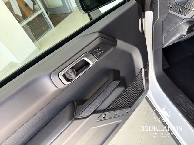 Used 2025 Ford Bronco Badlands AWD/4WD image 15