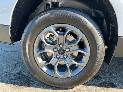 New 2026 Ford Maverick XLT w/ XLT Luxury Package FWD image 49