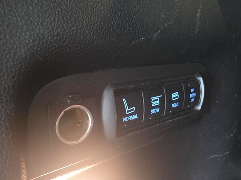 Used 2016 Ford Explorer Limited AWD/4WD image 22