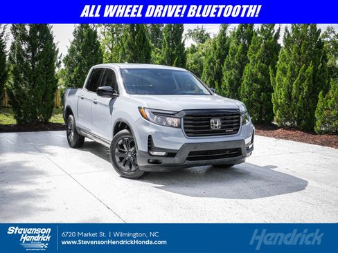 Used 2023 Honda Ridgeline Sport image 1