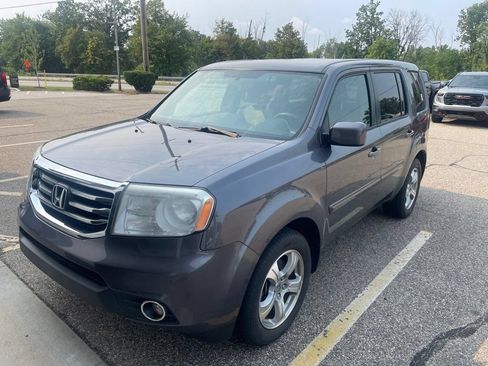 Used 2015 Honda Pilot EX image 1