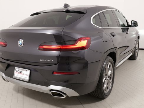 Used 2025 BMW X4 xDrive30i image 13
