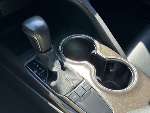 Used 2023 Toyota Camry SE w/ Protection Package (Q2) (TMS) FWD image 12