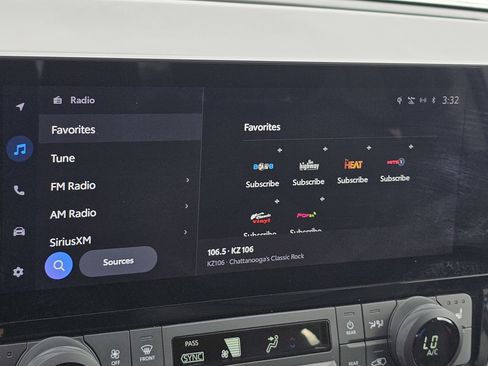 Certified 2024 Toyota Grand Highlander XLE image 22
