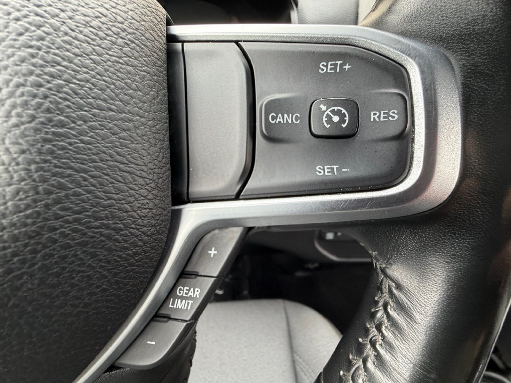 Used 2024 RAM 2500 Big Horn AWD/4WD image 24