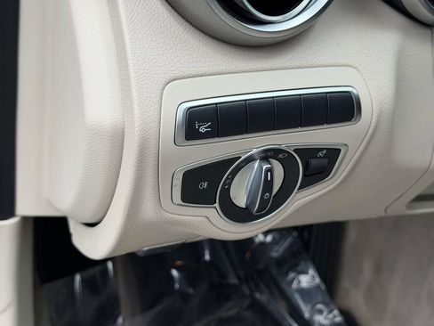 Used 2019 Mercedes-Benz C 300 Cabriolet image 19