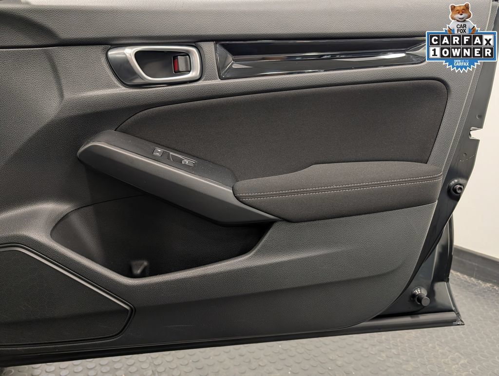 Used 2023 Honda Civic EX image 32