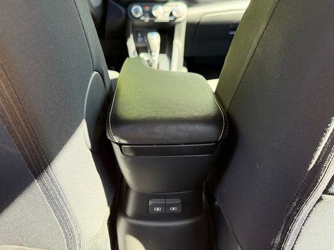 Used 2025 Nissan Kicks Play S FWD image 28
