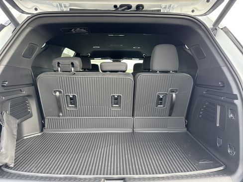 New 2026 Chevrolet Traverse LT FWD image 8