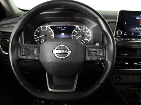 Certified 2025 Nissan Rogue SV FWD image 26