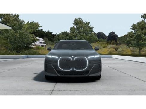 New 2026 BMW 740i xDrive w/ Luxury Rear Seating Package AWD/4WD image 3