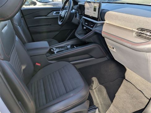 Used 2025 Ford Explorer ST-Line w/ ST-Line Street Pack image 38