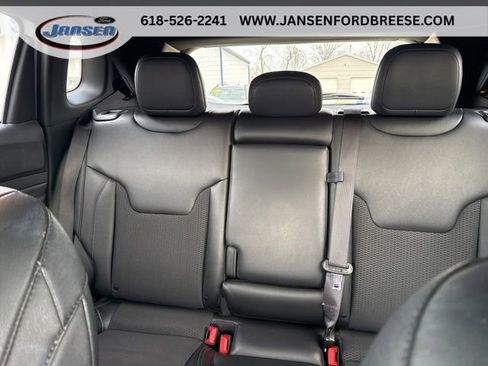 Used 2024 Jeep Compass Trailhawk AWD/4WD image 13