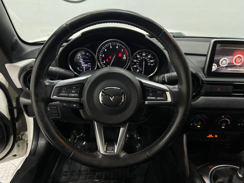 Used 2016 MAZDA MX-5 Miata Club w/ Brembo/BBS Package RWD image 20