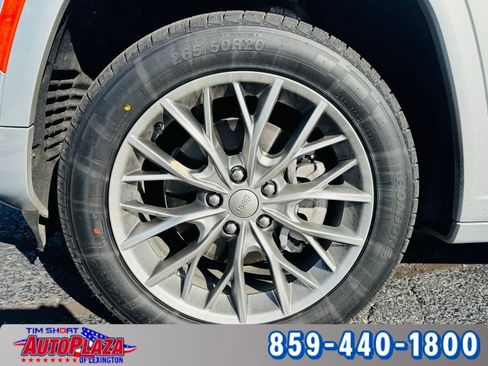 Used 2022 Jeep Grand Cherokee L Summit w/ Advanced Protech Group IV image 19