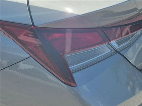 Used 2023 Hyundai Elantra SEL w/ Cargo Package FWD image 14