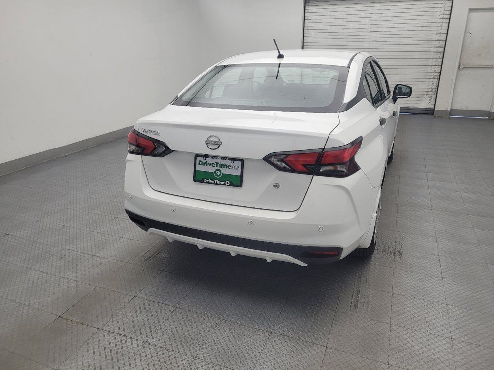 Used 2025 Nissan Versa S w/ Trunk Package FWD image 7