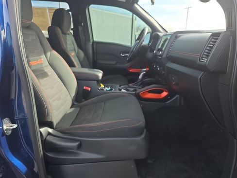 Used 2022 Nissan Frontier PRO-4X image 29