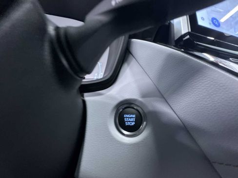 Used 2025 Toyota Corolla FX image 17