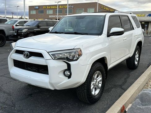 Used 2018 Toyota 4Runner SR5 image 7