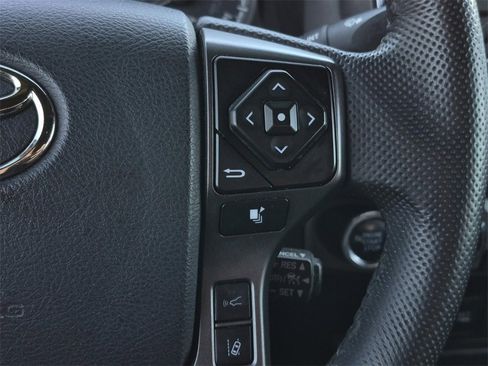 Used 2023 Toyota Tacoma TRD Off-Road w/ TRD Premium Off Road Package image 19