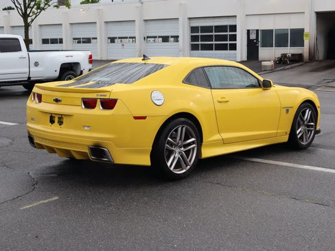 Used 2010 Chevrolet Camaro SS w/ LPO, Ground Effects Package RWD image 22