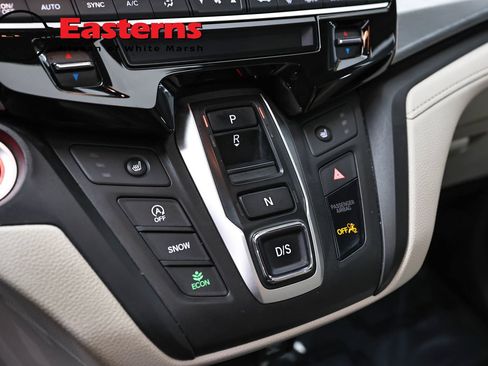 Used 2025 Honda Odyssey EX-L image 12