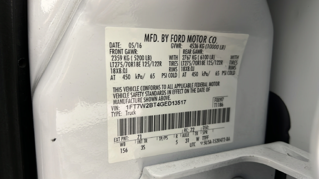 Used 2016 Ford F250 XLT w/ XLT Premium Package AWD/4WD image 37