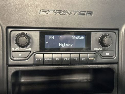 Used 2020 Mercedes-Benz Sprinter 2500 image 14