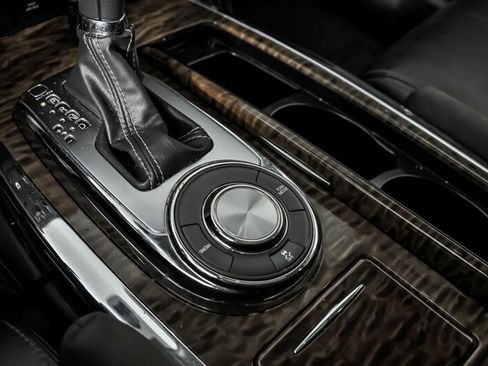 Used 2019 Nissan Armada SL w/ Premium Package image 36