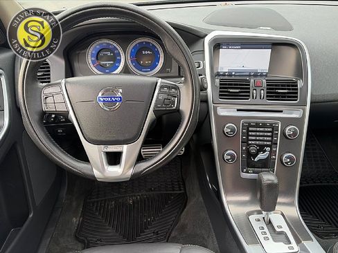 Used 2012 Volvo XC60 T6 R-Design image 23