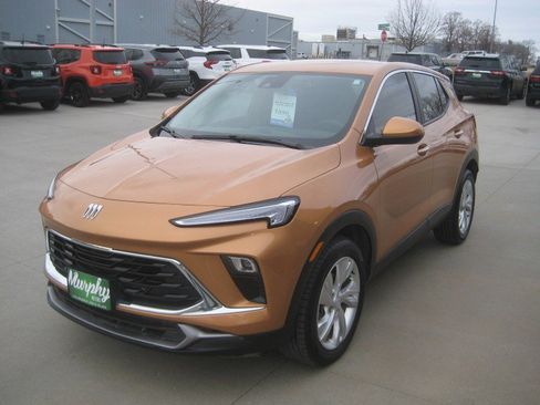 Used 2025 Buick Encore GX Preferred image 4