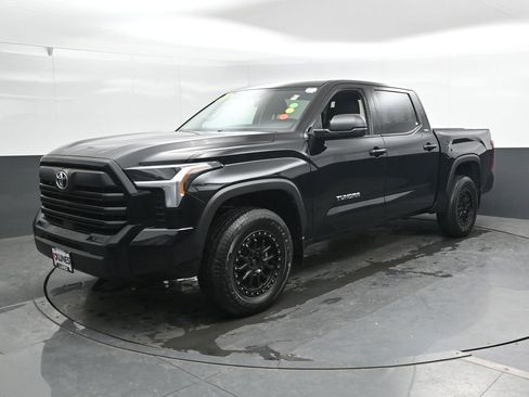 Used 2024 Toyota Tundra SR5 AWD/4WD image 7