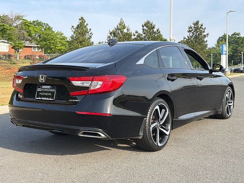 Used 2021 Honda Accord Sport image 3