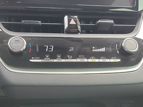 Used 2025 Toyota Corolla LE FWD image 26