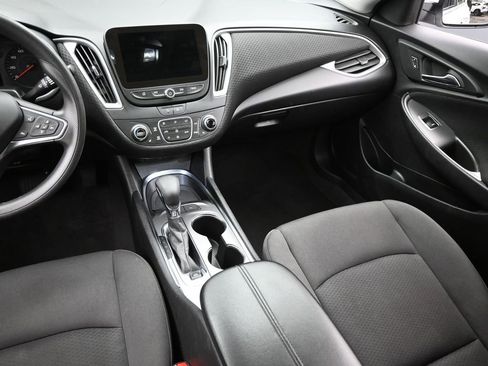 Certified 2024 Chevrolet Malibu LT image 12